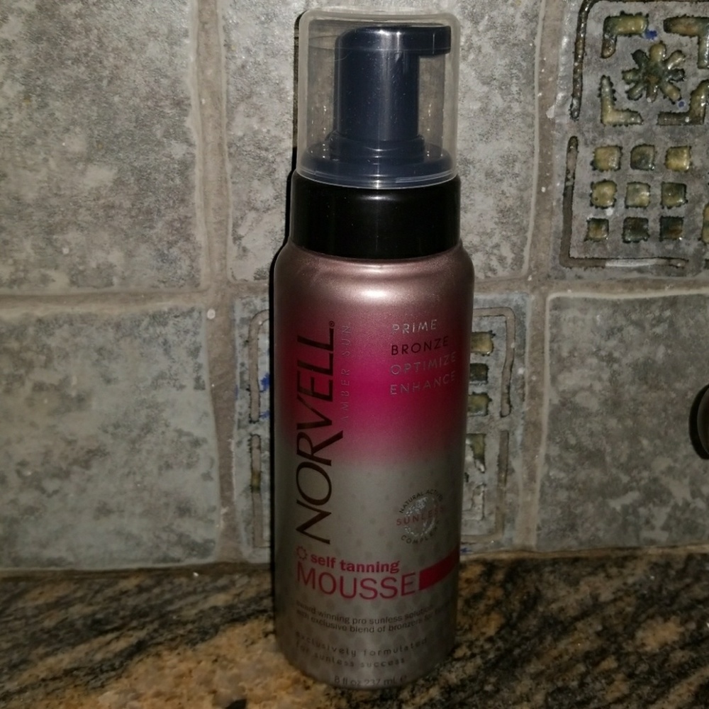Norvell self tanning mousse